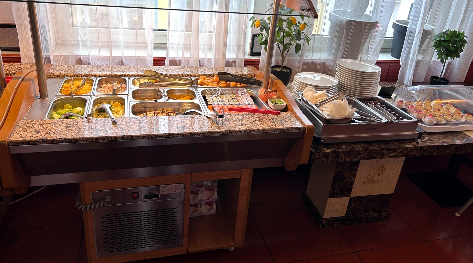 Warme Speisen am Buffet
